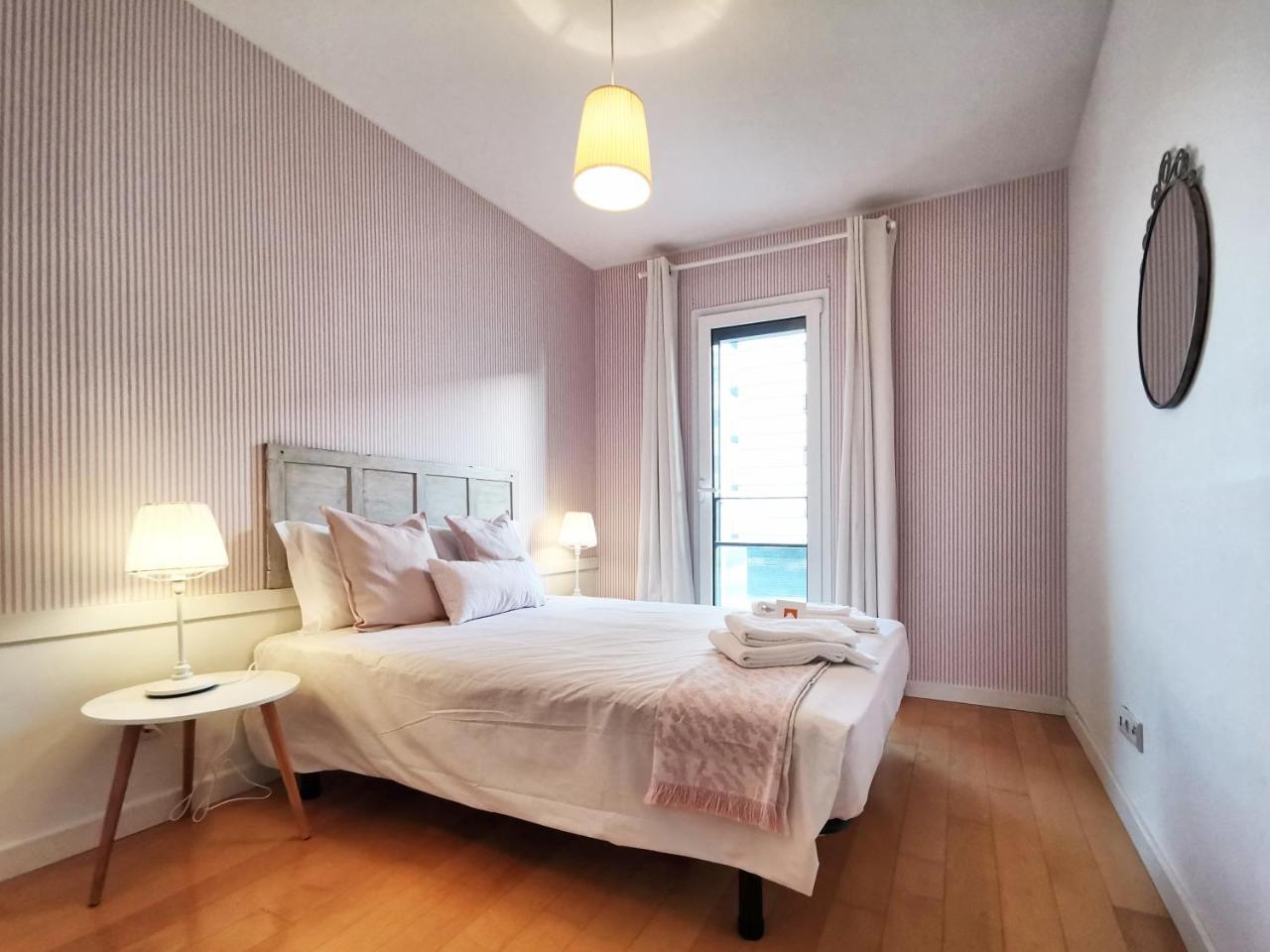 Bridge View With Balcony Apartment Sacavém Екстериор снимка