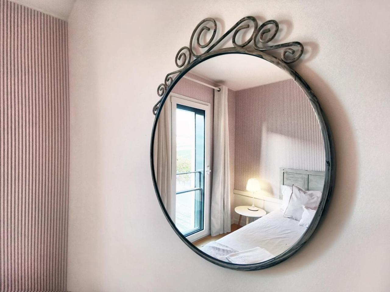 Bridge View With Balcony Apartment Sacavém Екстериор снимка